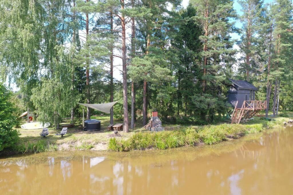 Dragon House In The Tree! Jacuzzi, Sauna ,Cinema,Heated Lici  Buitenkant foto