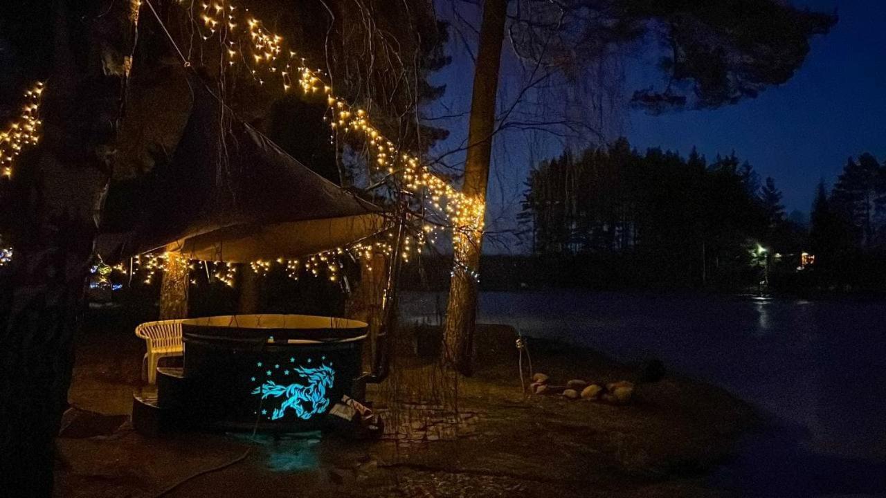Dragon House In The Tree! Jacuzzi, Sauna ,Cinema,Heated Lici  Buitenkant foto