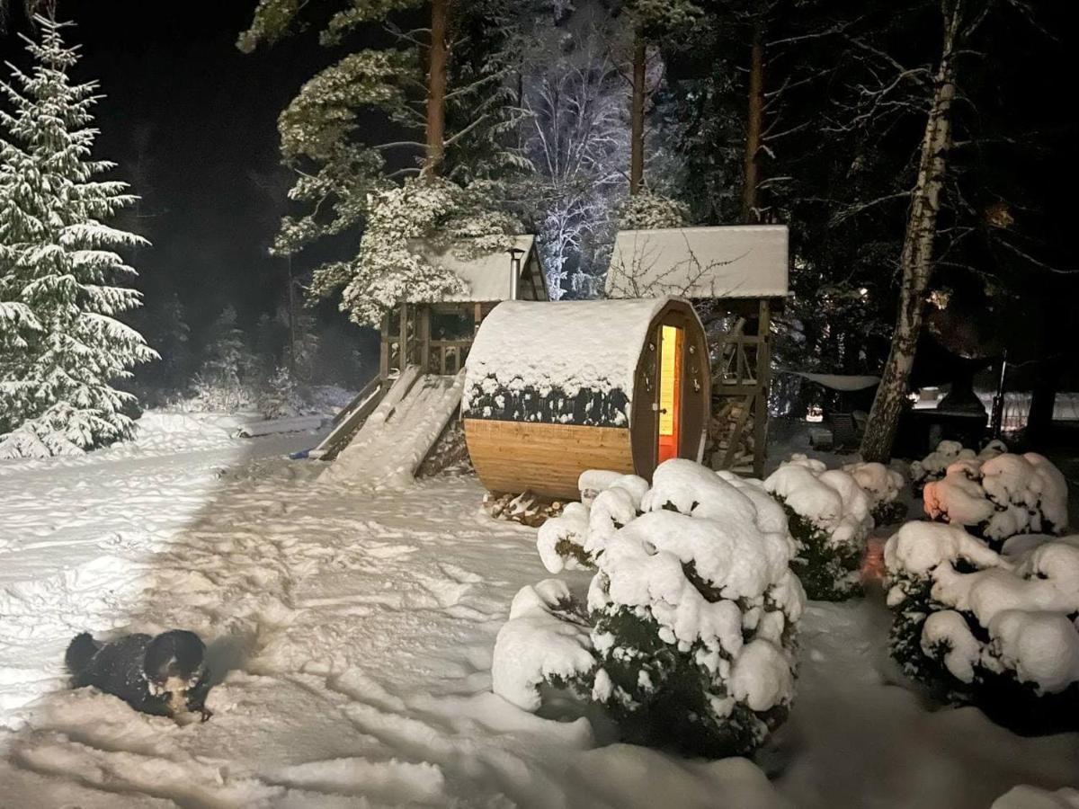 Dragon House In The Tree! Jacuzzi, Sauna ,Cinema,Heated Lici  Buitenkant foto